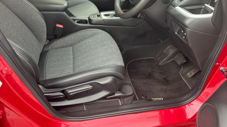 Honda Jazz 1.5 i-MMD Hybrid SR 5dr eCVT Hybrid Hatchback